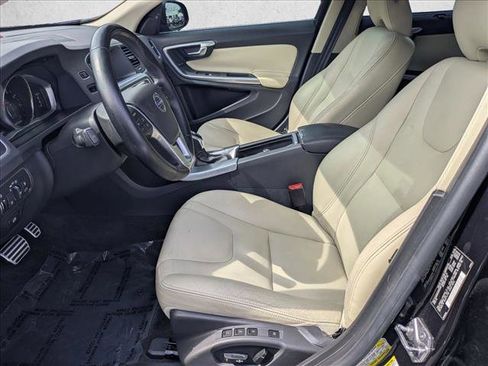 Used 2017 Volvo S60 T5 Inscription FWD image 16