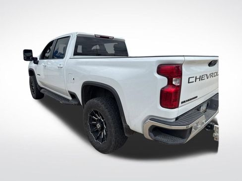 Used 2022 Chevrolet Silverado 2500 LT w/ All Star Edition AWD/4WD image 9