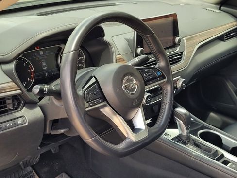 Used 2021 Nissan Altima 2.5 Platinum image 27