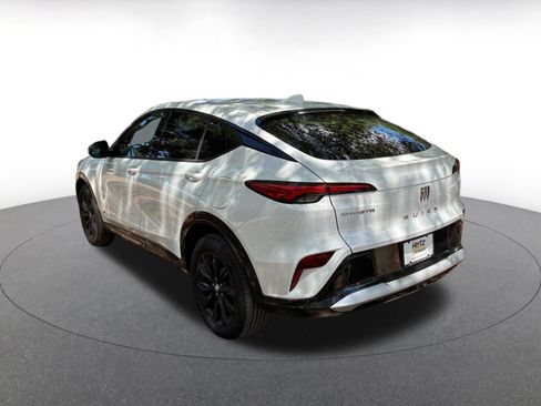 Used 2025 Buick Envista Sport Touring image 5