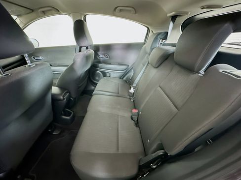 Used 2016 Honda HR-V LX image 25