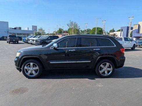 Used 2013 Jeep Grand Cherokee Overland AWD/4WD image 3