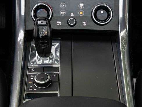 Used 2022 Land Rover Range Rover Sport SE image 13
