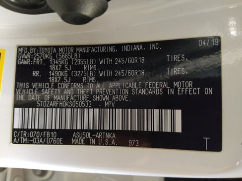 Used 2019 Toyota Highlander LE w/ Carpet Mat Package (TMS) FWD image 33