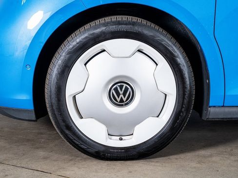 Used 2025 Volkswagen ID. Buzz 1st Edition image 10