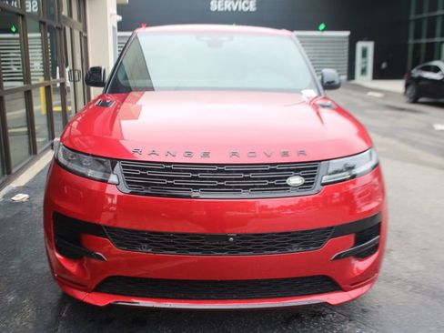 Used 2024 Land Rover Range Rover Sport Dynamic SE image 9