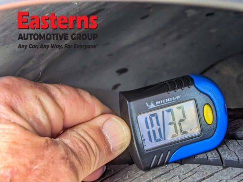 Used 2020 Hyundai Santa Fe SEL image 28