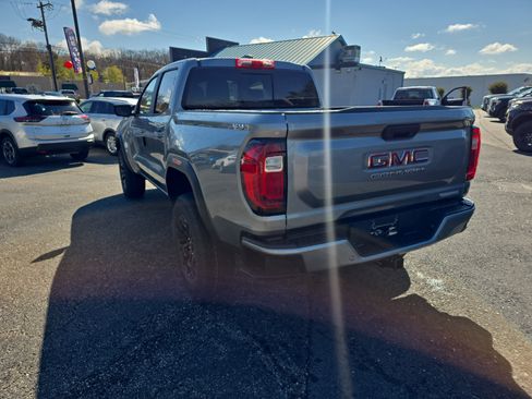 New 2026 GMC Canyon Elevation AWD/4WD image 6