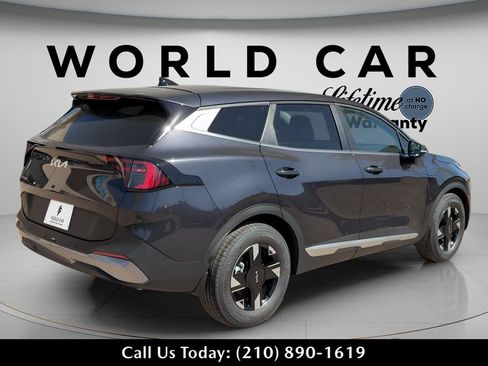 New 2026 Kia Sportage LX image 3