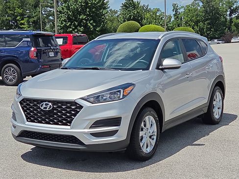 Used 2021 Hyundai Tucson Value FWD image 2