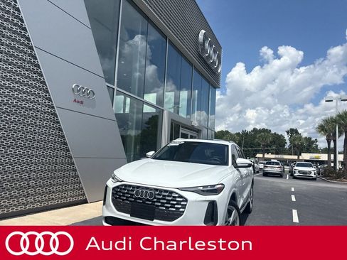 Used 2025 Audi Q5 Premium Plus AWD/4WD image 1