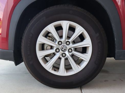 Used 2025 Toyota Grand Highlander AWD Hybrid image 5