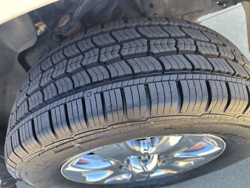 Used 2014 Ford F150 XLT w/ Equipment Group 302A Luxury image 13