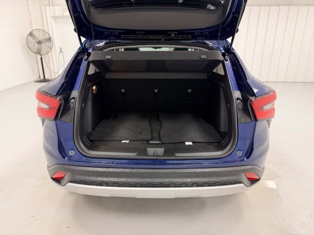 Certified 2024 Chevrolet Trax LT w/ Sunroof Package FWD image 23