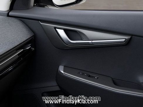 New 2025 Kia EV6 Light w/ Light LR Technology Package image 28