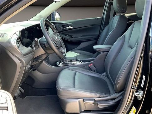 Used 2024 Buick Encore GX Sport Touring image 23