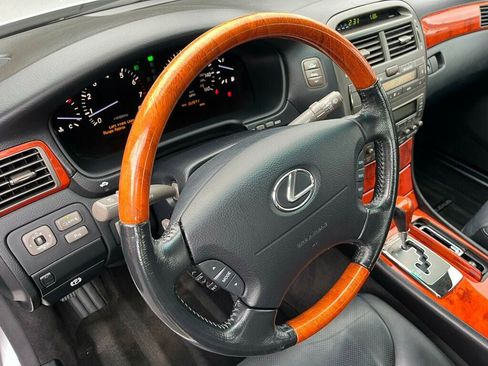 Used 2005 Lexus LS 430 image 44