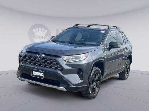 Used 2021 Toyota RAV4 XSE image 1