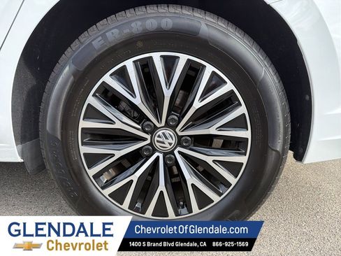 Used 2019 Volkswagen Jetta SE image 25
