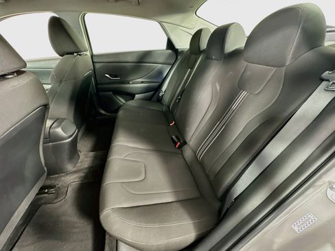 Used 2023 Hyundai Elantra SEL FWD image 22