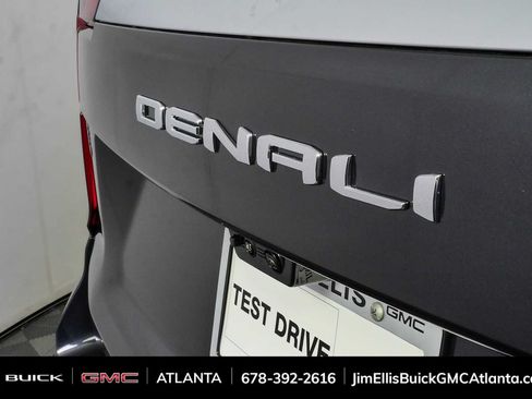 New 2026 GMC Yukon Denali w/ Denali Reserve Package AWD/4WD image 39