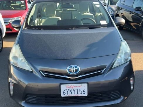 Used 2012 Toyota Prius V Three image 1