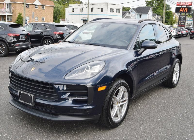 Used 2019 Porsche Macan AWD/4WD image 6