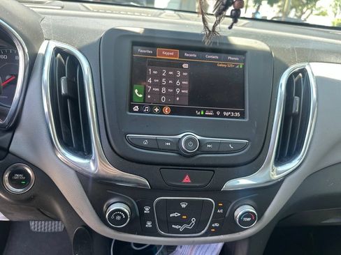 Used 2020 Chevrolet Equinox LS FWD image 25