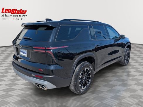 Used 2024 Chevrolet Traverse Z71 AWD/4WD image 5