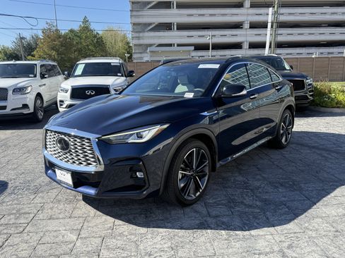 Certified 2023 INFINITI QX55 Luxe w/ Cargo Package image 3