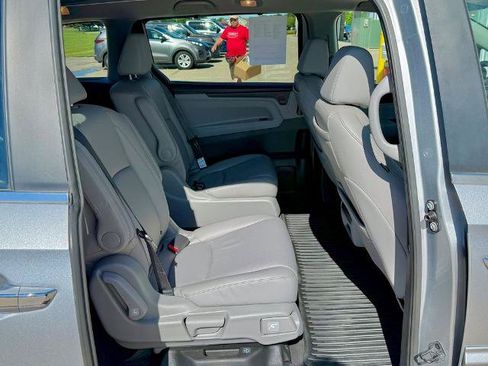 Used 2023 Honda Odyssey Touring image 22