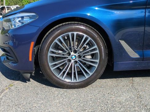 Used 2019 BMW 530i w/ Convenience Package RWD image 28