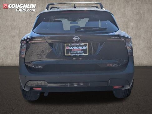 New 2026 Nissan Kicks SR w/ Cold Weather Package AWD/4WD image 7