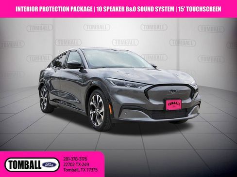 Used 2021 Ford Mustang Mach-E Premium image 1