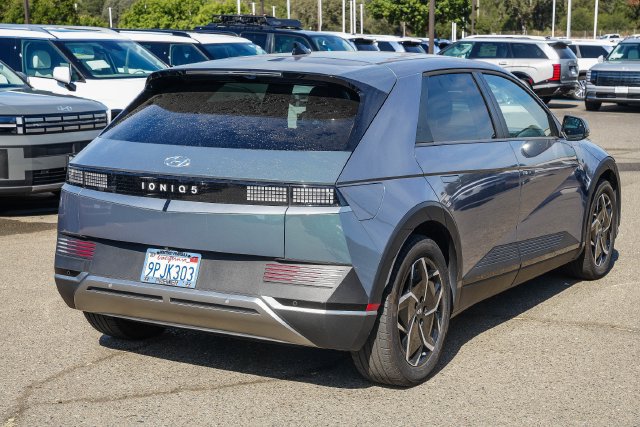 Certified 2024 Hyundai Ioniq 5 SEL RWD image 5