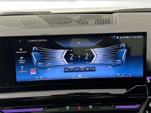 Used 2025 BMW 530i xDrive 530i xDrive image 15