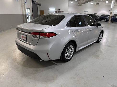 Used 2026 Toyota Corolla LE FWD image 9