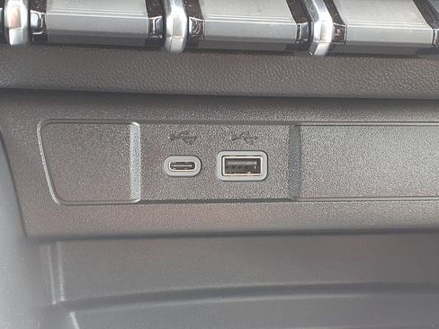 New 2026 Chevrolet Colorado ZR2 w/ Technology Package AWD/4WD image 5