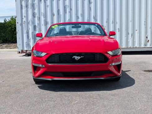 Used 2020 Ford Mustang Premium RWD image 8