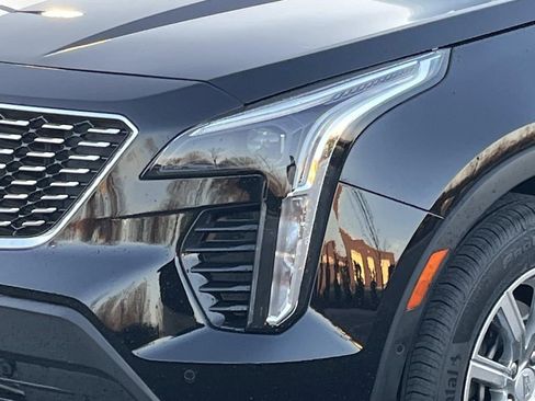 Certified 2023 Cadillac XT4 Premium Luxury w/ Enhanced Visibility Package image 9