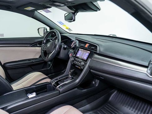Used 2019 Honda Civic Sport Touring image 19