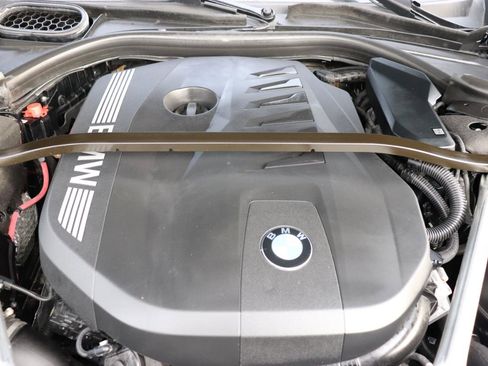 Used 2024 BMW 740i xDrive image 69