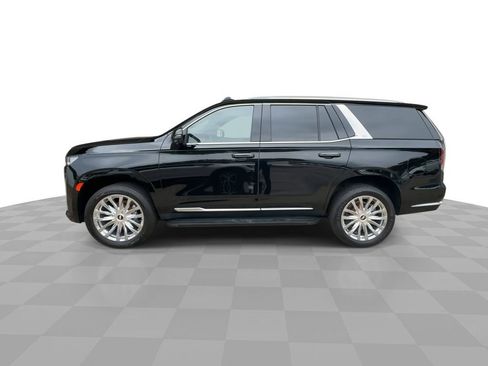 Certified 2022 Cadillac Escalade Premium Luxury AWD/4WD image 5