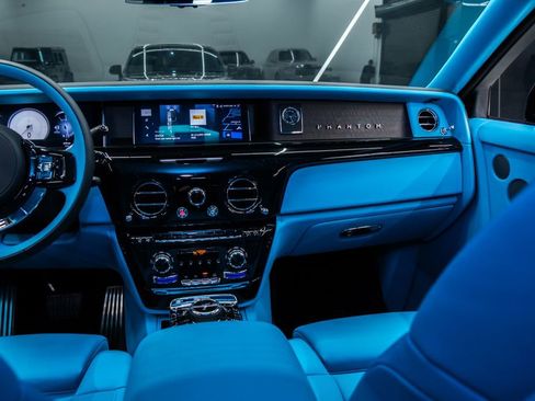 Used 2025 Rolls-Royce Phantom Mansory image 59
