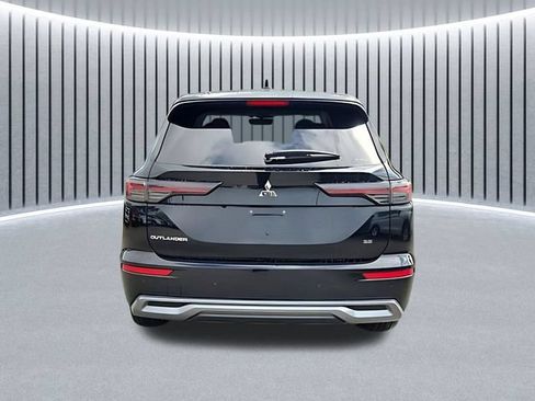 New 2026 Mitsubishi Outlander SE FWD image 5
