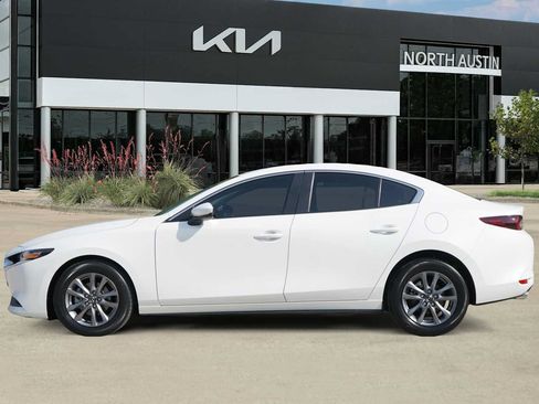 Used 2025 MAZDA MAZDA3 s FWD image 3