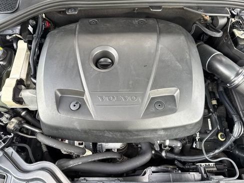 Used 2016 Volvo V60 T5 Platinum FWD image 22