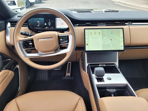 New 2026 Land Rover Range Rover Long Wheelbase SE AWD/4WD image 15