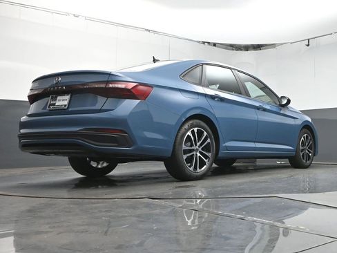 New 2025 Volkswagen Jetta Sport image 37