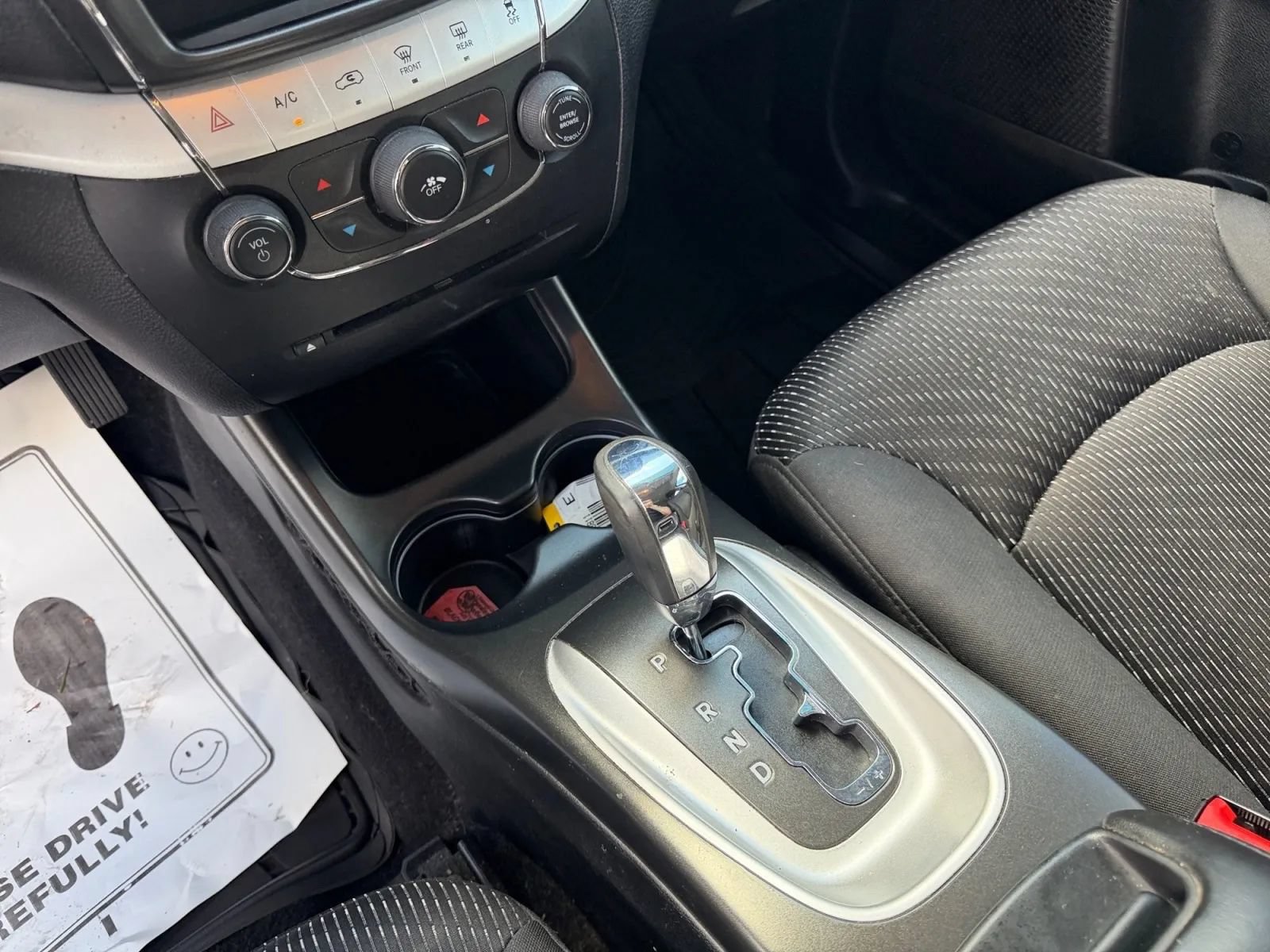 Used 2017 Dodge Journey SXT w/ Comfort/Convenience Group FWD image 19